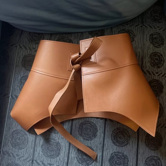 COPY - Loewe obi leather corset belt Size Small - Picture 4 of 12